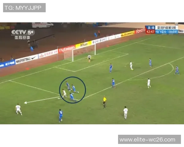 探索足球阵型在PES中的应用与战术解析技巧