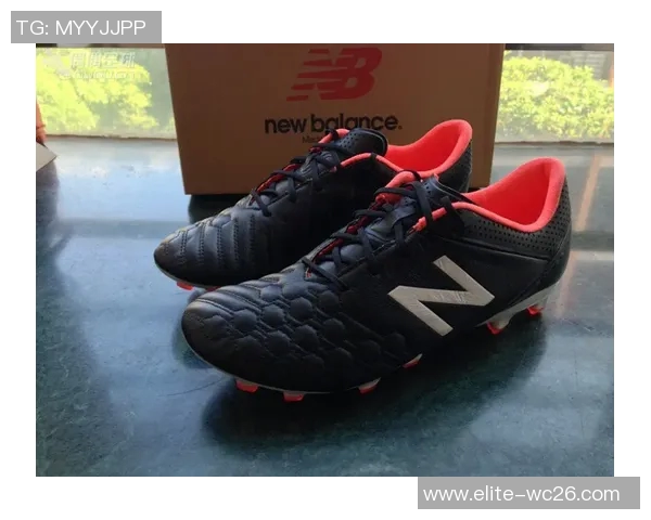 足球鞋品牌全面对比解析助你选择最适合的运动装备